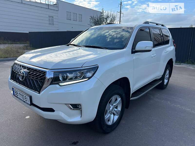 Внедорожник / Кроссовер Toyota Land Cruiser Prado 2019 в Киеве