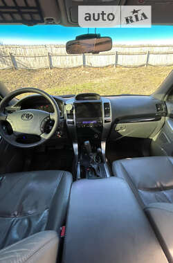 Внедорожник / Кроссовер Toyota Land Cruiser Prado 2008 в 
