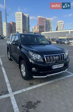 Внедорожник / Кроссовер Toyota Land Cruiser Prado 2011 в Киеве