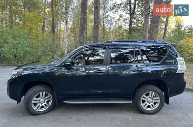 Внедорожник / Кроссовер Toyota Land Cruiser Prado 2011 в Киеве