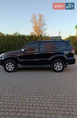 Внедорожник / Кроссовер Toyota Land Cruiser Prado 2005 в Черновцах