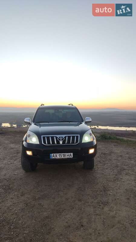 Внедорожник / Кроссовер Toyota Land Cruiser Prado 2005 в Черновцах