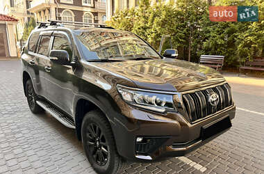 Позашляховик / Кросовер Toyota Land Cruiser Prado 2020 в Києві