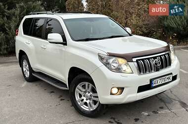 Позашляховик / Кросовер Toyota Land Cruiser Prado 2010 в Харкові