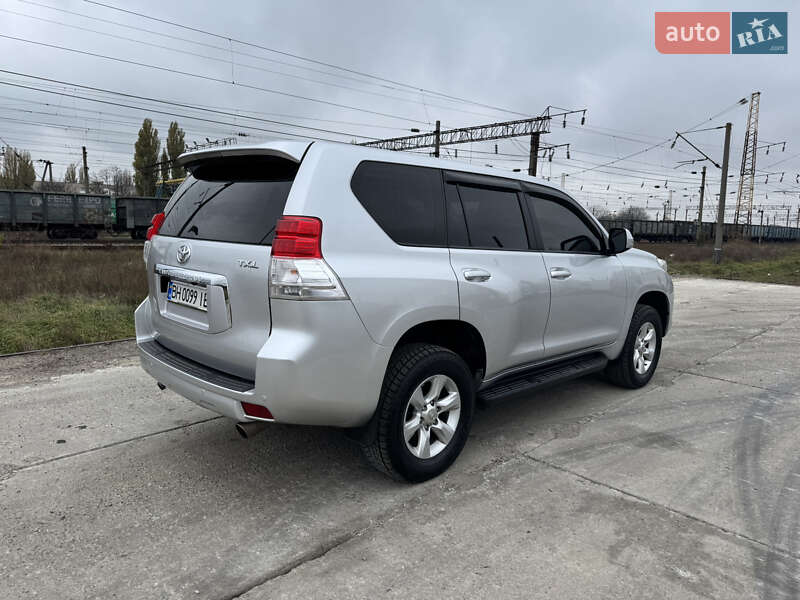 Позашляховик / Кросовер Toyota Land Cruiser Prado 2010 в Подільську