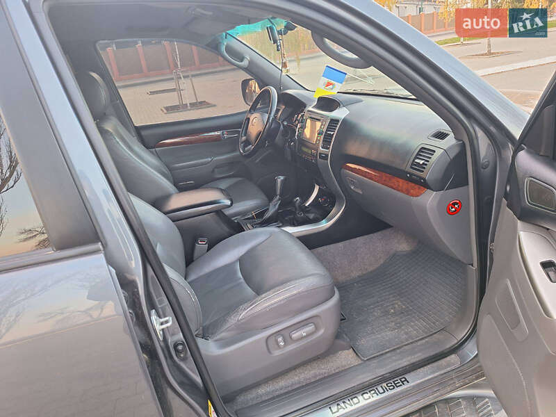 Внедорожник / Кроссовер Toyota Land Cruiser Prado 2006 в Измаиле