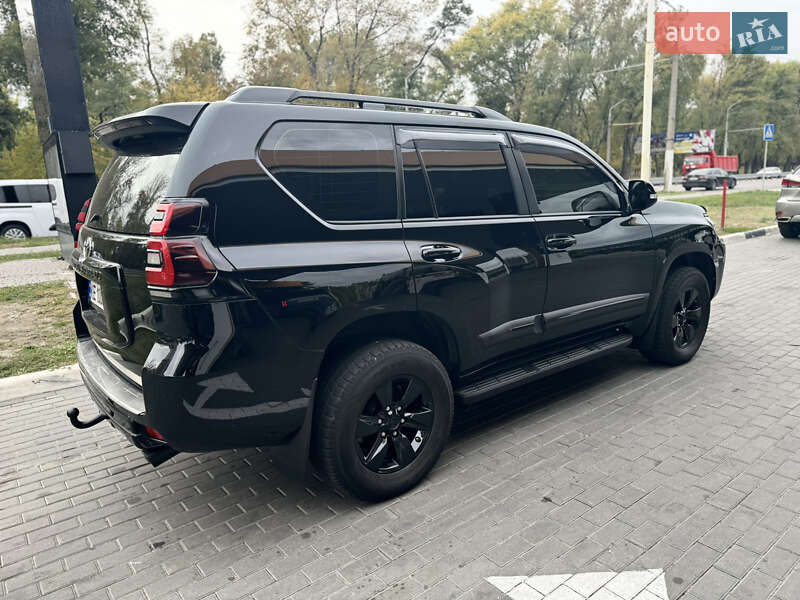 Внедорожник / Кроссовер Toyota Land Cruiser Prado 2019 в Днепре