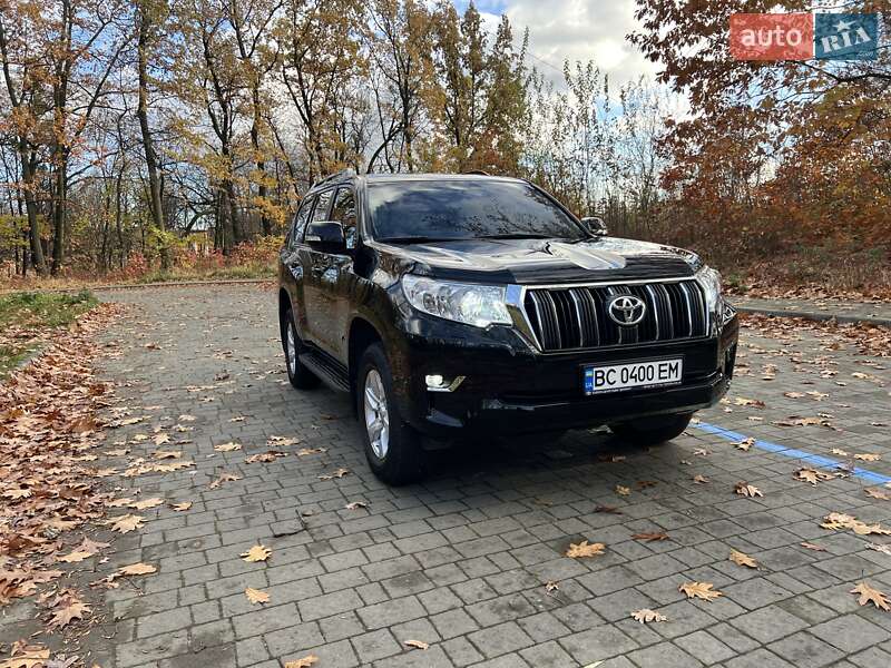 Позашляховик / Кросовер Toyota Land Cruiser Prado 2019 в Львові