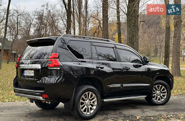 Позашляховик / Кросовер Toyota Land Cruiser Prado 2019 в Києві