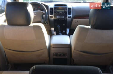 Внедорожник / Кроссовер Toyota Land Cruiser Prado 2004 в 