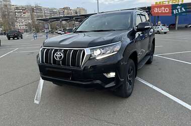 Внедорожник / Кроссовер Toyota Land Cruiser Prado 2021 в Киеве