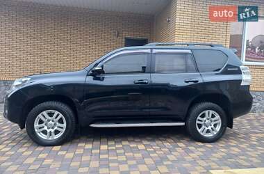 Внедорожник / Кроссовер Toyota Land Cruiser Prado 2011 в Карловке