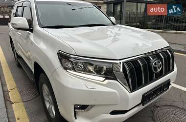 Позашляховик / Кросовер Toyota Land Cruiser Prado 2022 в Києві