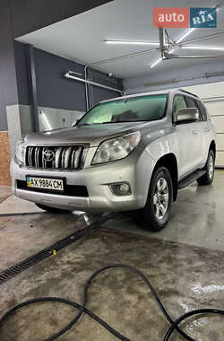 Внедорожник / Кроссовер Toyota Land Cruiser Prado 2011 в Киеве