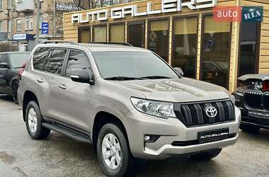 Внедорожник / Кроссовер Toyota Land Cruiser Prado 2018 в Киеве