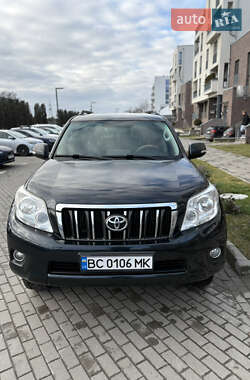 Позашляховик / Кросовер Toyota Land Cruiser Prado 2013 в Львові