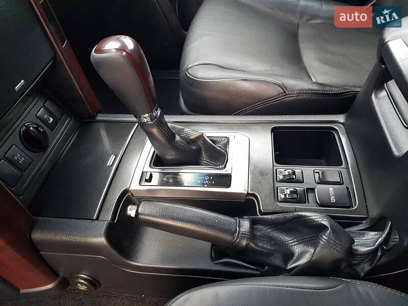 Позашляховик / Кросовер Toyota Land Cruiser Prado 2014 в Києві