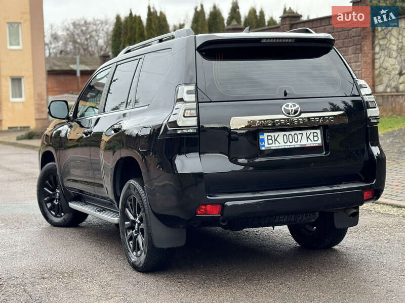 Внедорожник / Кроссовер Toyota Land Cruiser Prado 2022 в Ровно фото 8 Внедорожник / Кроссовер Toyota Land Cruiser Prado 2022 в Ровно