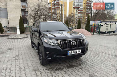 Внедорожник / Кроссовер Toyota Land Cruiser Prado 2021 в 