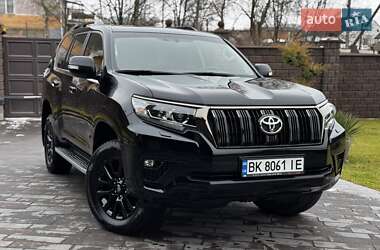 Внедорожник / Кроссовер Toyota Land Cruiser Prado 2022 в Ровно