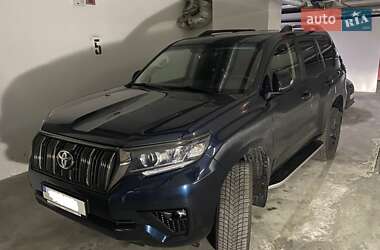 Позашляховик / Кросовер Toyota Land Cruiser Prado 2020 в Києві