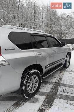 Позашляховик / Кросовер Toyota Land Cruiser Prado 2010 в Богородчанах