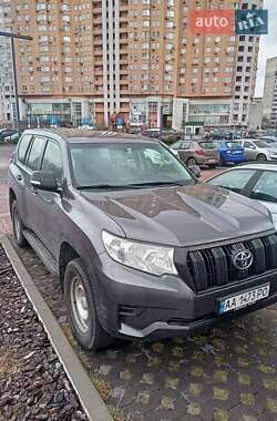 Позашляховик / Кросовер Toyota Land Cruiser Prado 2019 в Києві