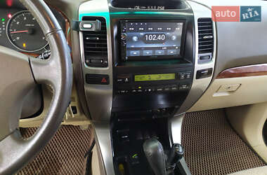 Внедорожник / Кроссовер Toyota Land Cruiser Prado 2006 в 