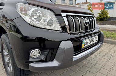 Внедорожник / Кроссовер Toyota Land Cruiser Prado 2010 в Одессе