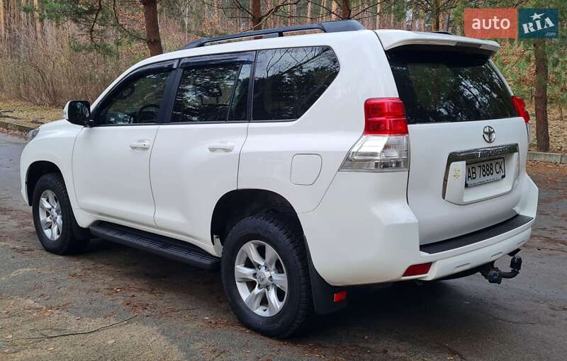 Внедорожник / Кроссовер Toyota Land Cruiser Prado 2013 в Киеве