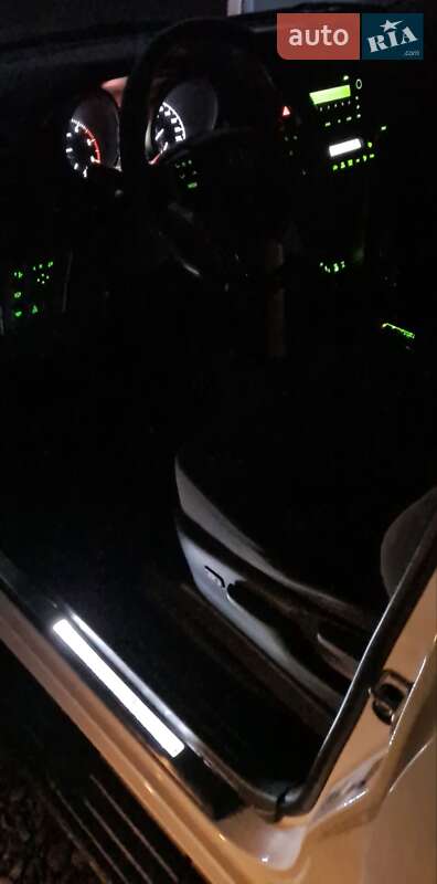 Внедорожник / Кроссовер Toyota Land Cruiser Prado 2013 в Киеве