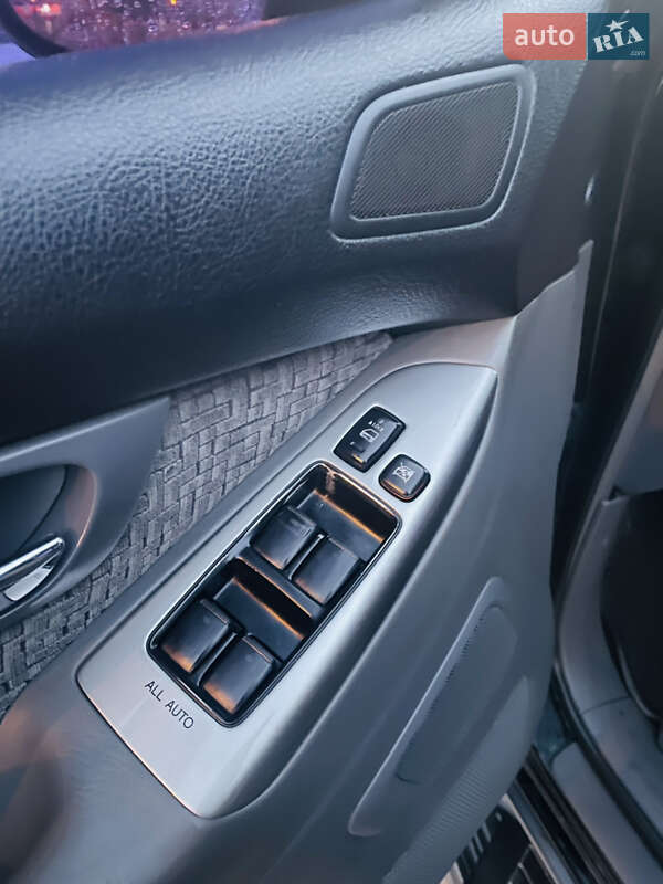 Внедорожник / Кроссовер Toyota Land Cruiser Prado 2008 в Харькове