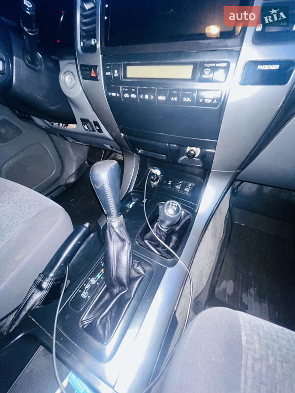 Внедорожник / Кроссовер Toyota Land Cruiser Prado 2008 в Харькове