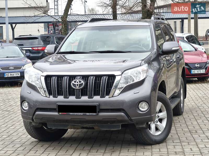 Позашляховик / Кросовер Toyota Land Cruiser Prado 2013 в Дніпрі