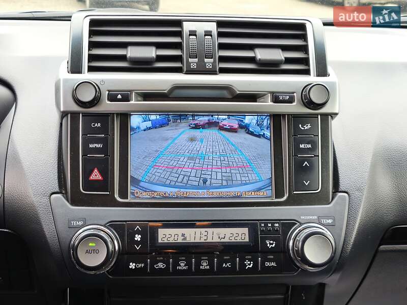 Позашляховик / Кросовер Toyota Land Cruiser Prado 2013 в Дніпрі