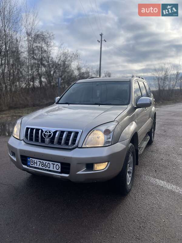 Позашляховик / Кросовер Toyota Land Cruiser Prado 2003 в Мені