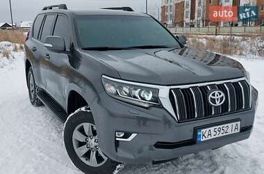 Внедорожник / Кроссовер Toyota Land Cruiser Prado 2019 в Киеве