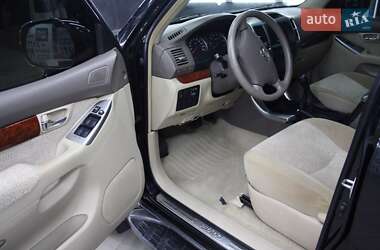 Внедорожник / Кроссовер Toyota Land Cruiser Prado 2005 в 