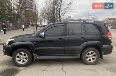 Внедорожник / Кроссовер Toyota Land Cruiser Prado 2005 в 
