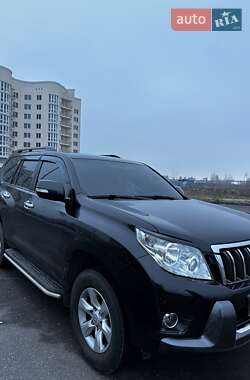 Позашляховик / Кросовер Toyota Land Cruiser Prado 2011 в Миколаєві