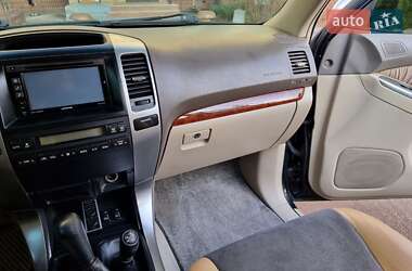 Внедорожник / Кроссовер Toyota Land Cruiser Prado 2006 в 