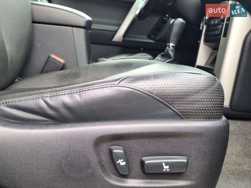 Внедорожник / Кроссовер Toyota Land Cruiser Prado 2012 в Одессе