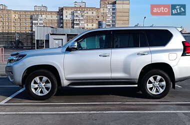 Позашляховик / Кросовер Toyota Land Cruiser Prado 2020 в Києві