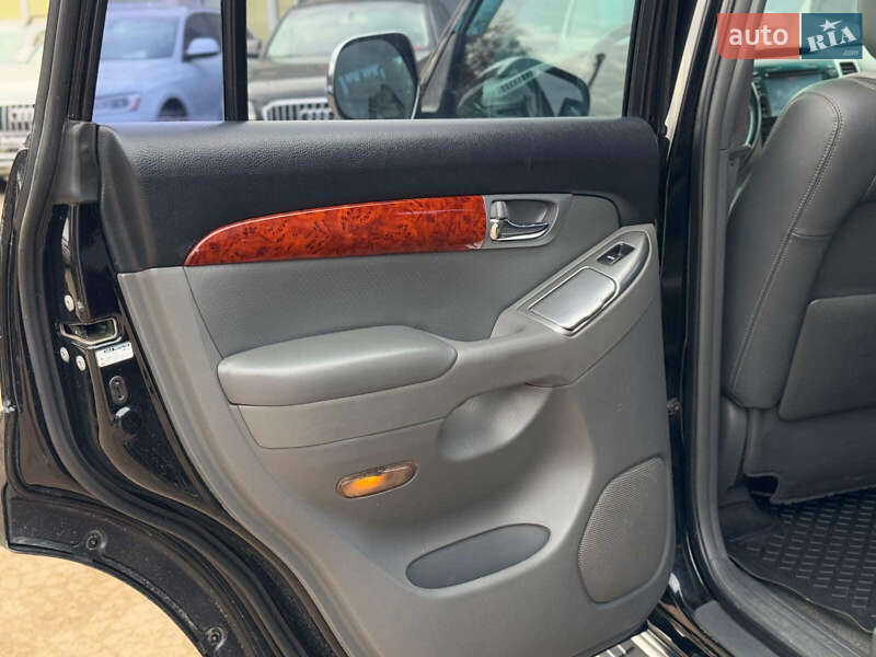 Позашляховик / Кросовер Toyota Land Cruiser Prado 2007 в Вінниці