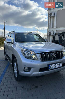 Позашляховик / Кросовер Toyota Land Cruiser Prado 2010 в Чернівцях