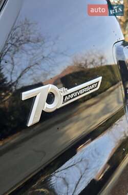 Позашляховик / Кросовер Toyota Land Cruiser Prado 2022 в 