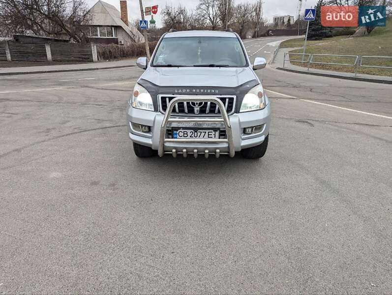 Позашляховик / Кросовер Toyota Land Cruiser Prado 2005 в Чернігові