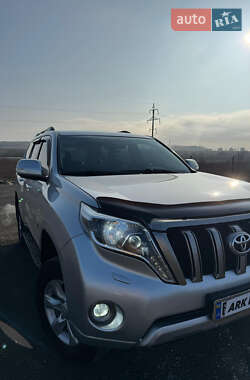 Позашляховик / Кросовер Toyota Land Cruiser Prado 2013 в Кам'янець-Подільському