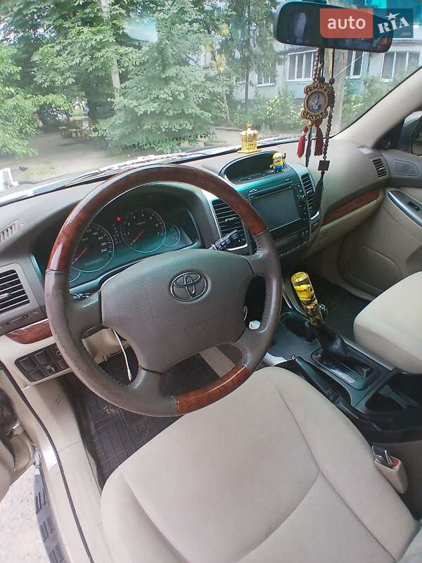 Позашляховик / Кросовер Toyota Land Cruiser Prado 2006 в Харкові
