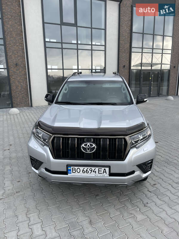 Позашляховик / Кросовер Toyota Land Cruiser Prado 2021 в Тернополі